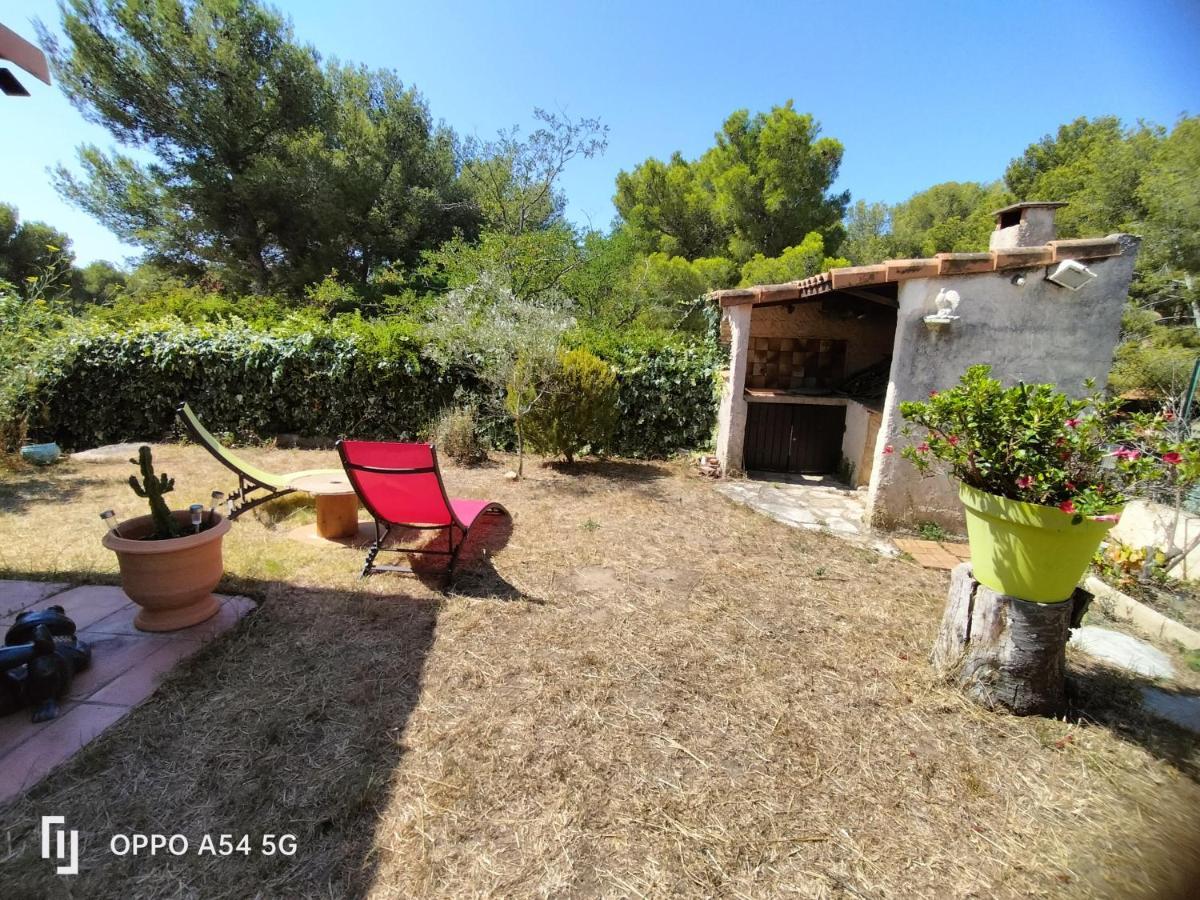 Maisonnette Kalis Calme Avec Climatisation Parking Jardin Cadre Campagne Plages A Pieds Bandol Exteriér fotografie