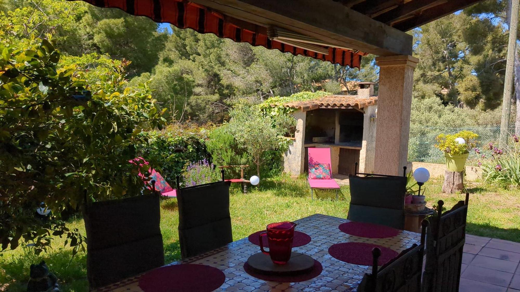 Maisonnette Kalis Calme Avec Climatisation Parking Jardin Cadre Campagne Plages A Pieds Bandol Exteriér fotografie